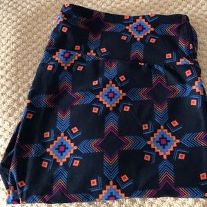 NWOT TC Lularoe Leggings